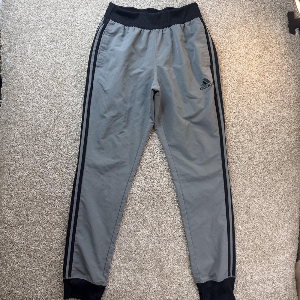 Adidas Track Pants Mens Medium Gray Elastic Waist Lined Side Stripe Tapered